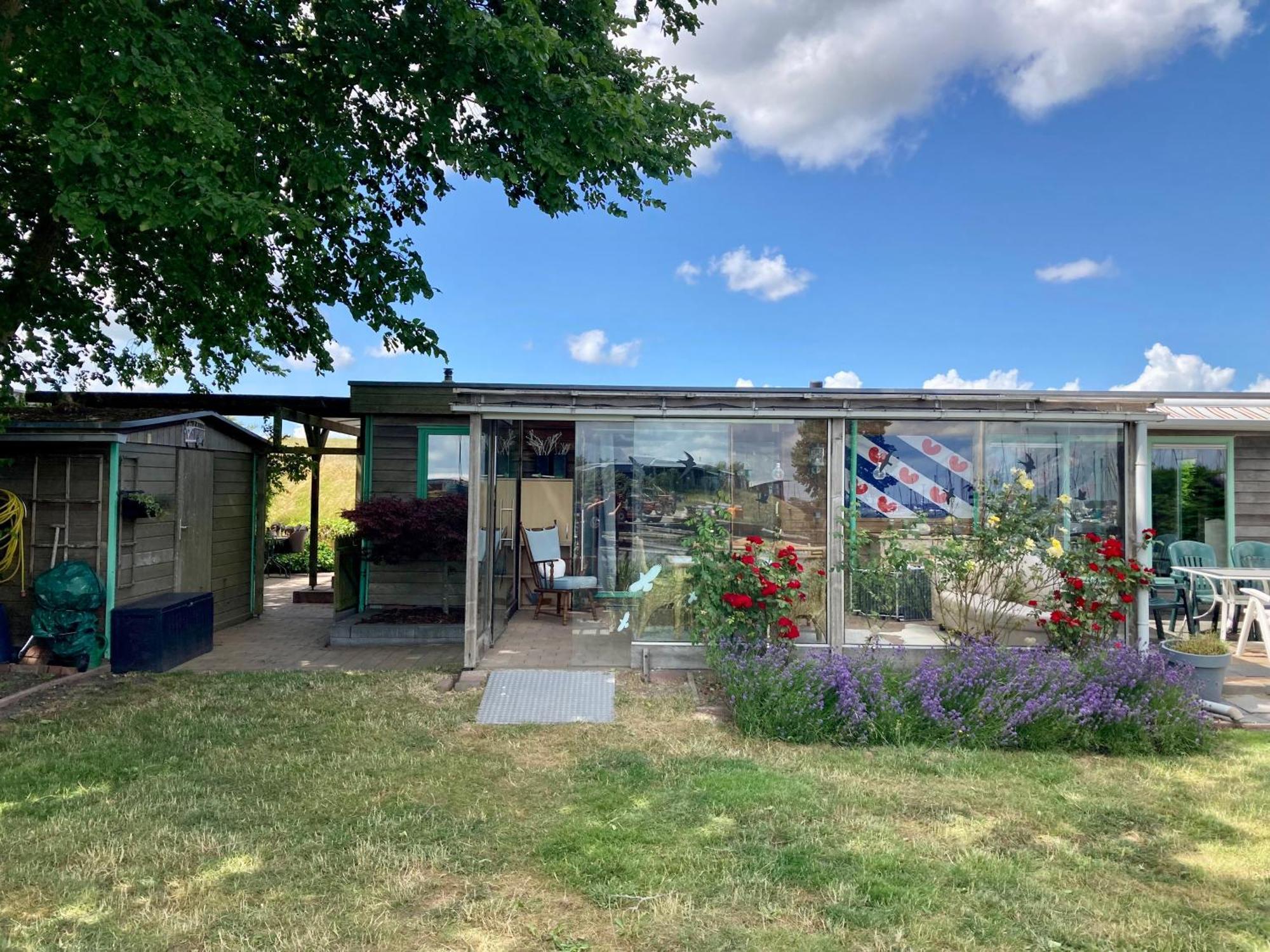 4 Pers Holiday Home Hilla With Winter Garden In Front Of The Dike Directly On The Lauwersmeer Anjum Eksteriør bilde