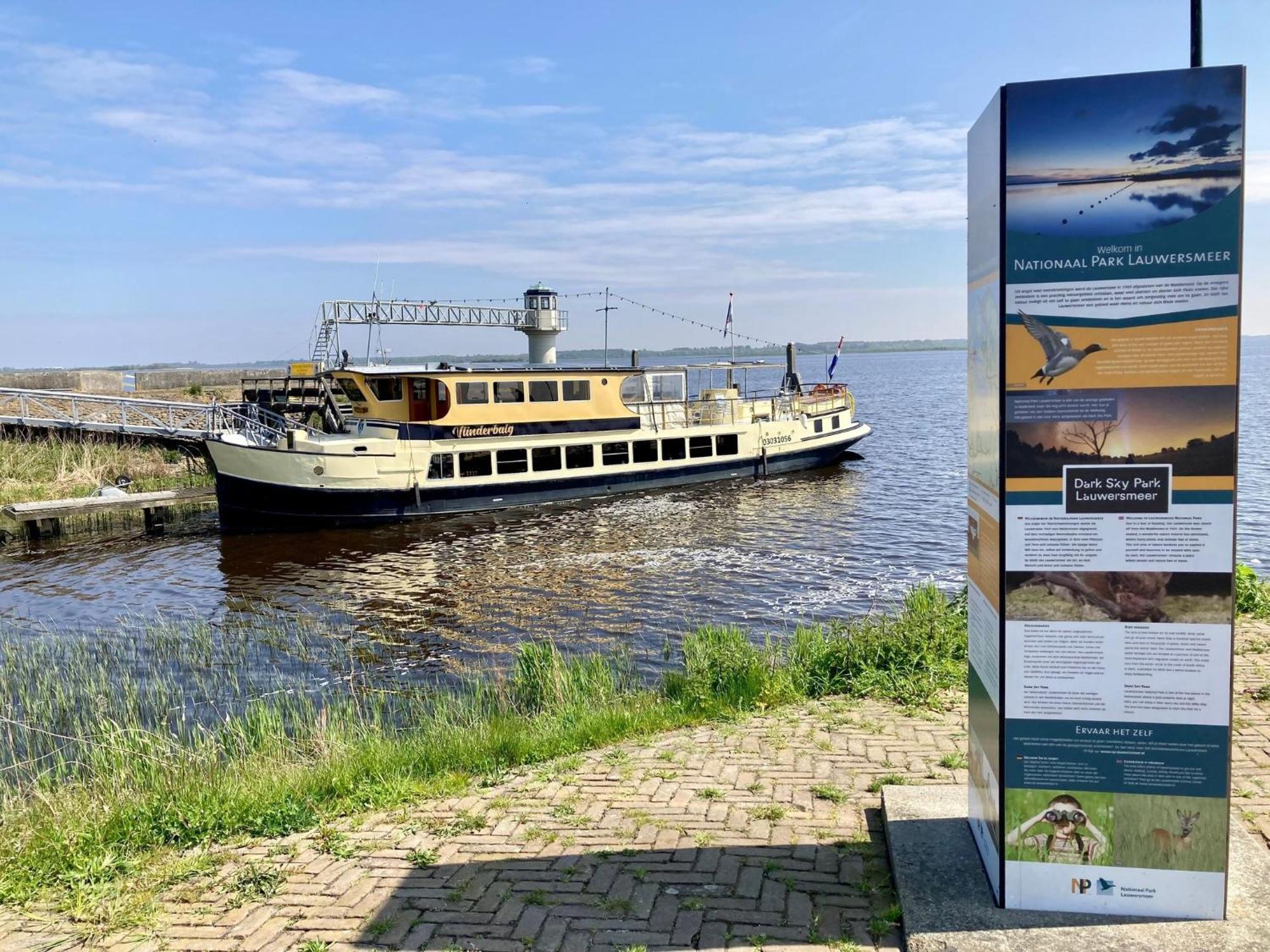 4 Pers Holiday Home Hilla With Winter Garden In Front Of The Dike Directly On The Lauwersmeer Anjum Eksteriør bilde